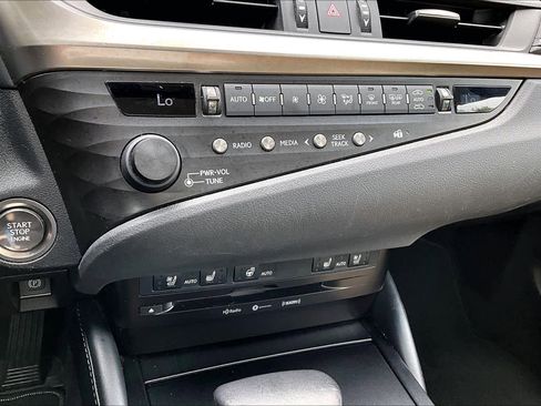 Used 2019 Lexus ES 350 w/ Premium Package image 34