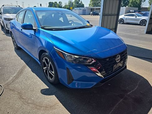 Used 2024 Nissan Sentra SV FWD image 1