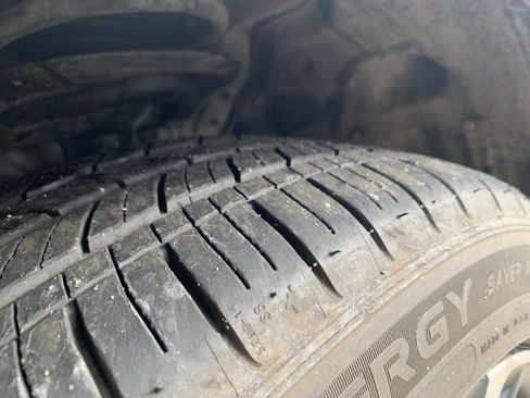 Certified 2025 Lexus ES 350 w/ Premium Package image 12