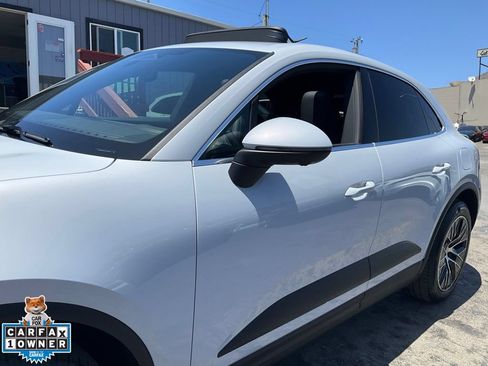 Used 2025 Porsche Macan 4S Electric AWD/4WD image 92