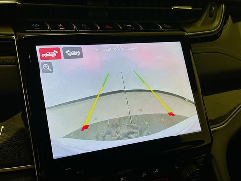 Used 2022 Jeep Grand Cherokee Trailhawk image 23