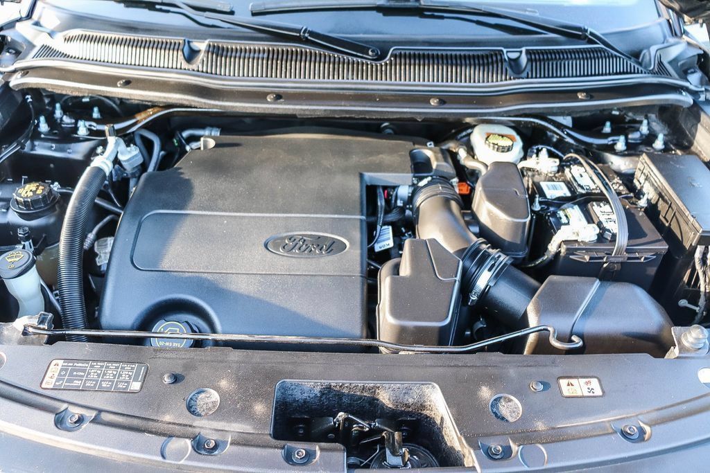 Used 2017 Ford Explorer Limited FWD image 30