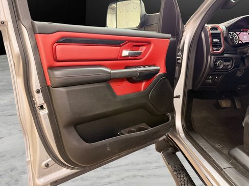 Used 2019 RAM 1500 Rebel AWD/4WD image 15