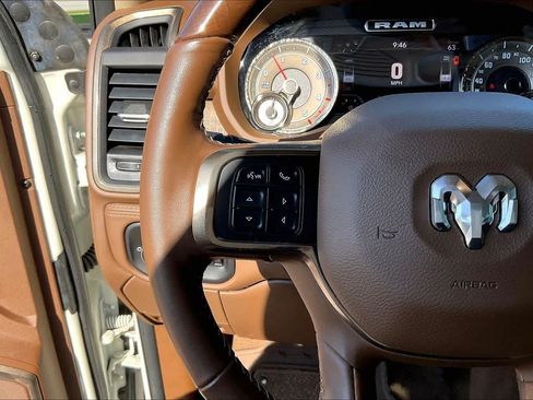 Used 2022 RAM 2500 Limited AWD/4WD image 23