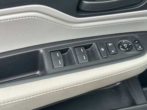 Used 2019 Honda Odyssey EX-L image 14
