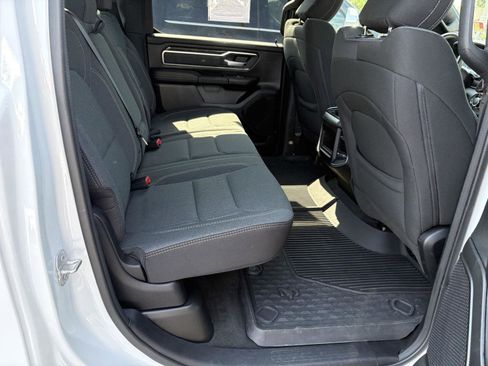 Used 2022 RAM 1500 Big Horn AWD/4WD image 16