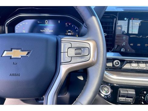 Used 2024 Chevrolet Silverado 3500 High Country w/ High Country Premium Package AWD/4WD image 21