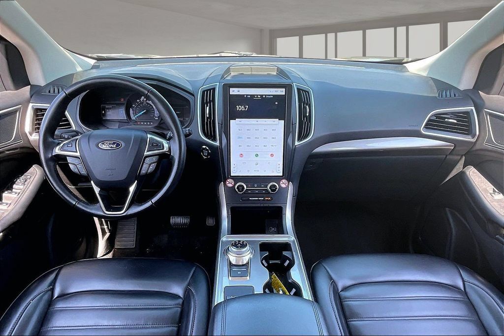 Used 2024 Ford Edge SEL AWD/4WD image 7