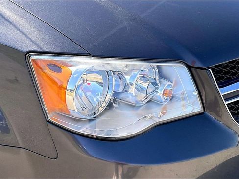 Used 2017 Dodge Grand Caravan SXT FWD image 27