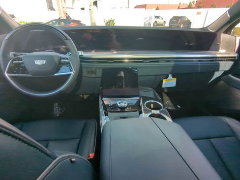 New 2025 Cadillac Escalade IQ Luxury 2 image 13