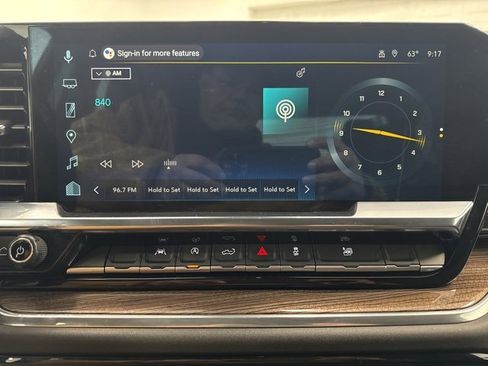 Used 2025 Chevrolet Silverado 1500 LT image 17