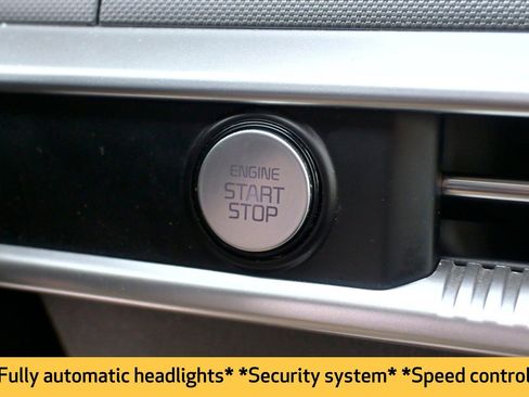 Used 2023 Kia K5 LXS image 9