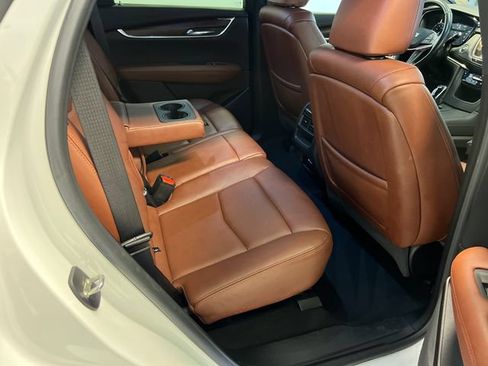 Used 2021 Cadillac XT5 Premium Luxury FWD image 12