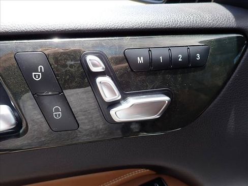 Used 2018 Mercedes-Benz GLE 350 4MATIC image 16