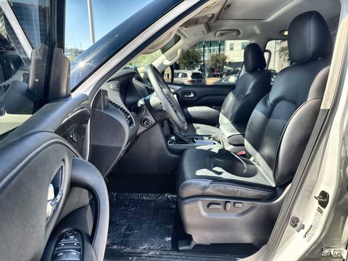 Used 2022 INFINITI QX80 Luxe w/ Cargo Package image 2