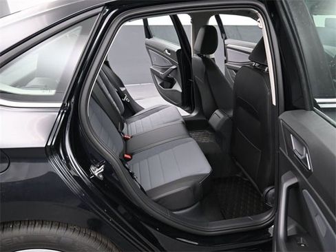 New 2026 Volkswagen Jetta SE image 13