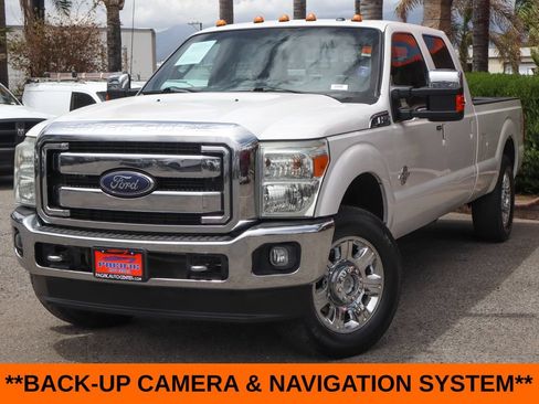 Used 2016 Ford F250 Lariat w/ Lariat Ultimate Package AWD/4WD image 4