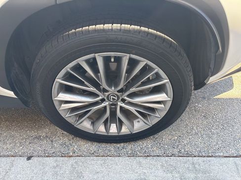 Certified 2022 Lexus NX 350h 350h Premium image 18