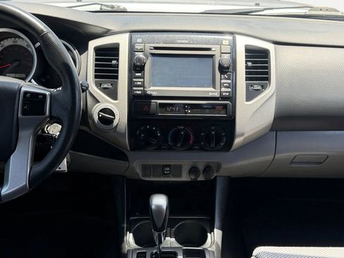 Used 2012 Toyota Tacoma 4x4 Double Cab w/ TRD Sport Pkg image 11