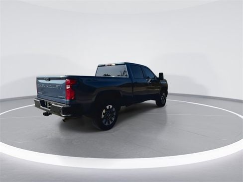 Used 2024 Chevrolet Silverado 2500 Custom w/ Custom Value Package image 11