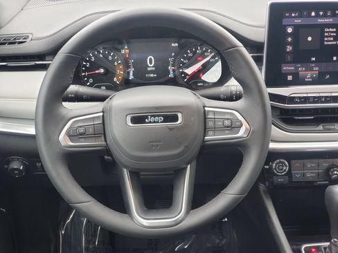 Used 2024 Jeep Compass Limited AWD/4WD image 25