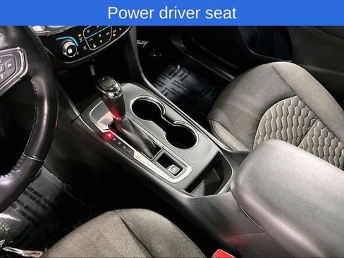 Used 2019 Chevrolet Equinox LT FWD image 19