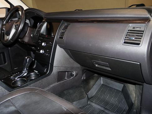 Used 2018 Ford Flex SEL w/ Equipment Group 202A FWD image 49