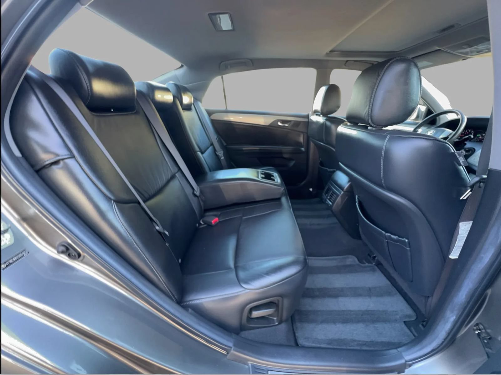 Used 2005 Toyota Avalon Touring FWD image 37