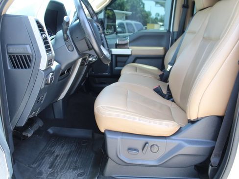 Used 2022 Ford F350 Lariat w/ Lariat Ultimate Package AWD/4WD image 8
