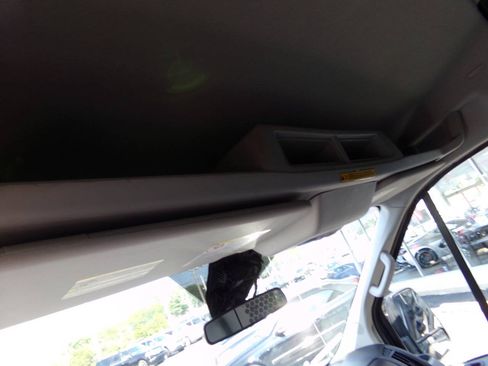 Used 2016 Ford Transit 250 130 Medium Roof RWD image 37