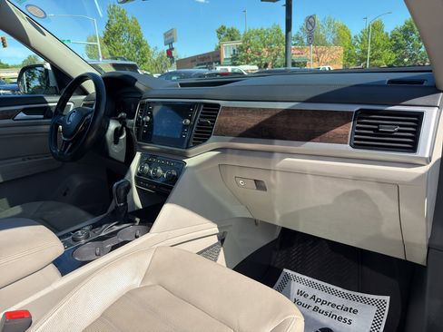 Used 2018 Volkswagen Atlas SEL Premium AWD/4WD image 20