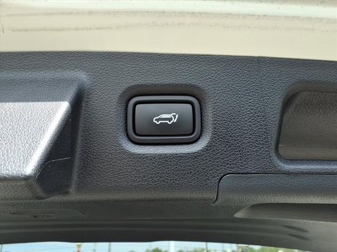 Used 2023 Hyundai Santa Fe SEL image 25