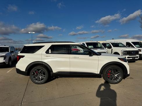 New 2026 Ford Explorer ST w/ Sun And Sound Package AWD/4WD image 10