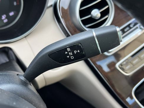 Used 2015 Mercedes-Benz C 300 4MATIC Sedan image 26