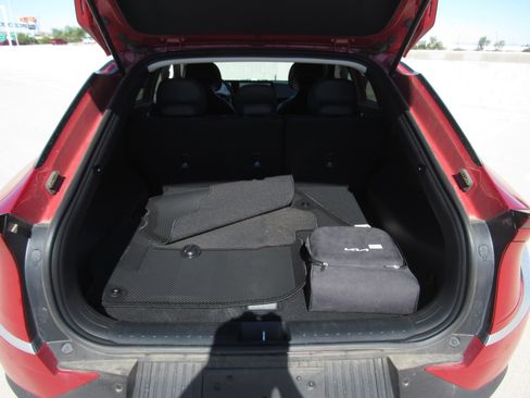 Used 2024 Kia EV6 Light image 12