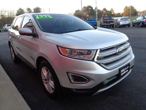 Used 2015 Ford Edge SEL w/ Equipment Group 201A image 4
