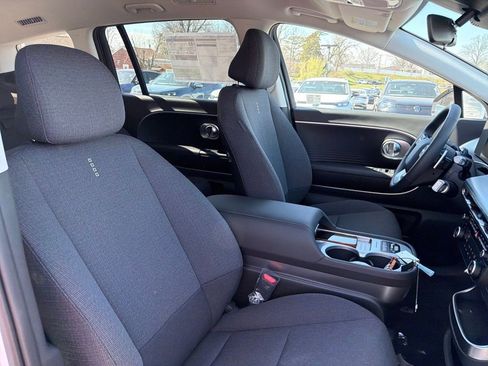 New 2026 Hyundai Ioniq 9 SE image 32