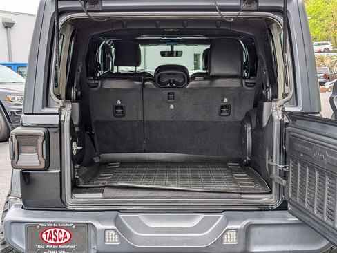 Used 2020 Jeep Wrangler Unlimited Sahara w/ Dual Top Group image 6