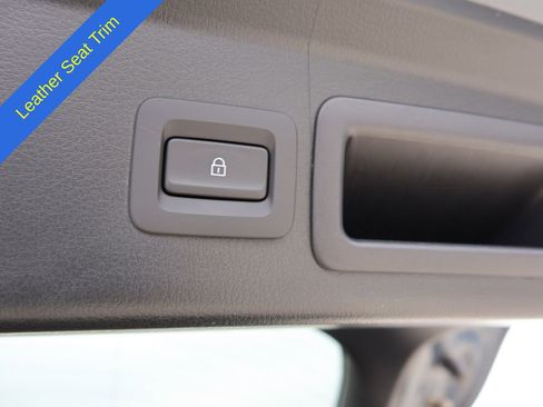 Used 2025 MAZDA CX-30 AWD 2.5 S w/ Preferred Package image 16