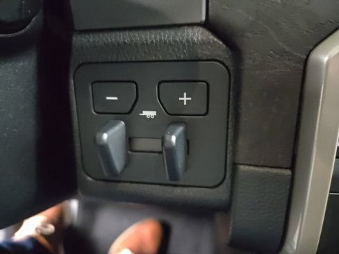 New 2026 Toyota Tacoma Limited AWD/4WD image 35
