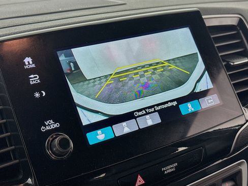 Used 2021 Honda Passport Touring image 17