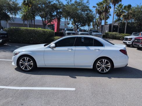 Used 2016 Mercedes-Benz C 300 Sedan image 7