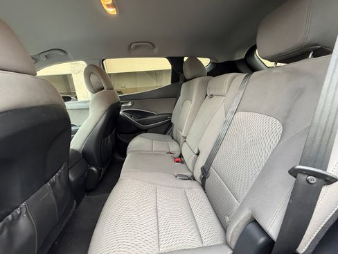 Used 2016 Hyundai Santa Fe Sport image 17
