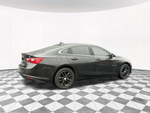 Used 2018 Chevrolet Malibu Hybrid w/ Driver Confidence Package image 10