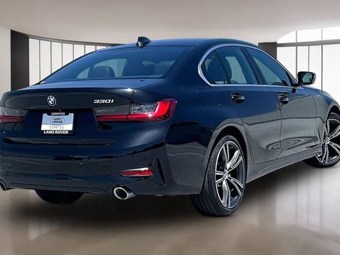 Used 2022 BMW 330i Sedan w/ Premium Package 2 RWD image 6