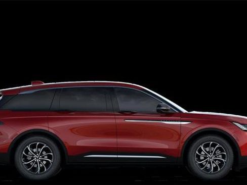 New 2026 Lincoln Nautilus Premier w/ Equipment Group 102A image 5