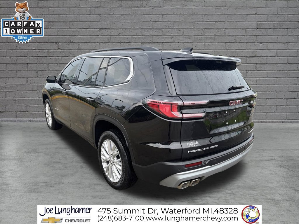 Certified 2026 GMC Acadia Elevation w/ Elevation Premium Package AWD/4WD image 6