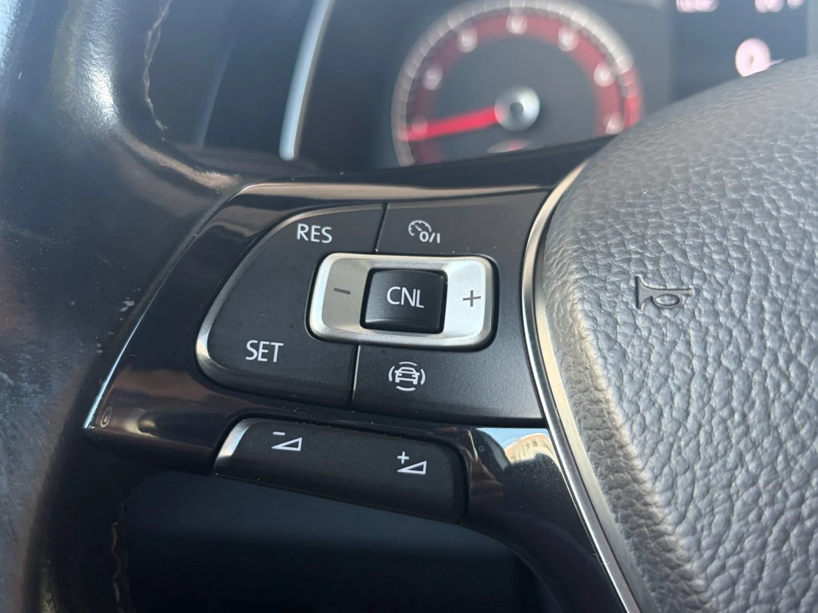 Used 2019 Volkswagen Jetta R-Line w/ R-Line Cold Weather Package FWD image 30