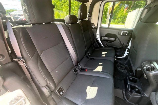 Used 2021 Jeep Gladiator Sport w/ Trailer Tow Package AWD/4WD image 24
