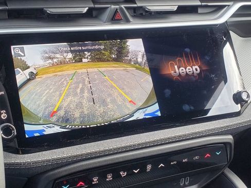 New 2026 Jeep Cherokee Laredo AWD/4WD image 23